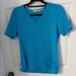 SNO SKINS Vibrant Blue Textured V-Neck Tee size small